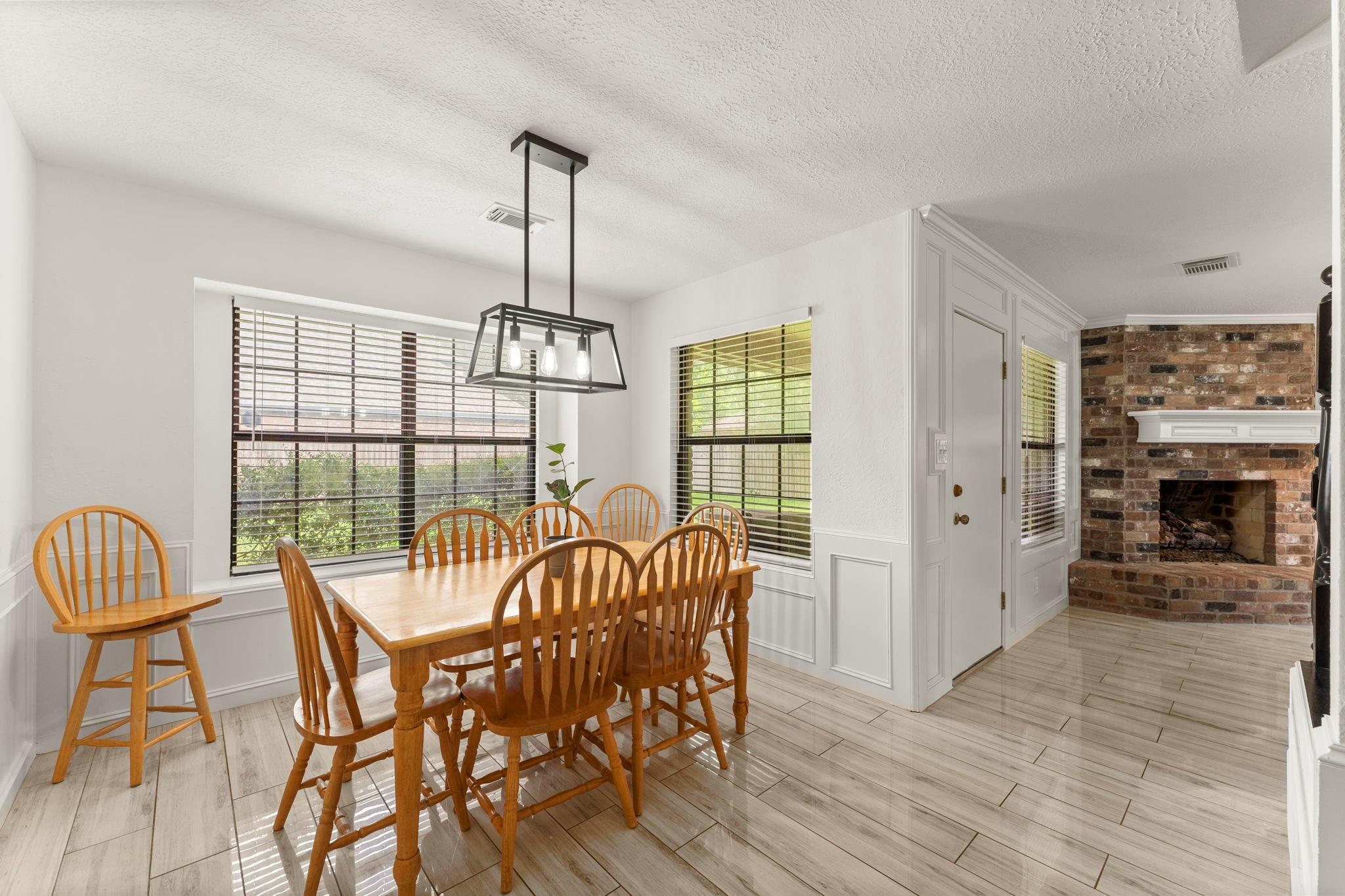 2811 Blue Glen Lane