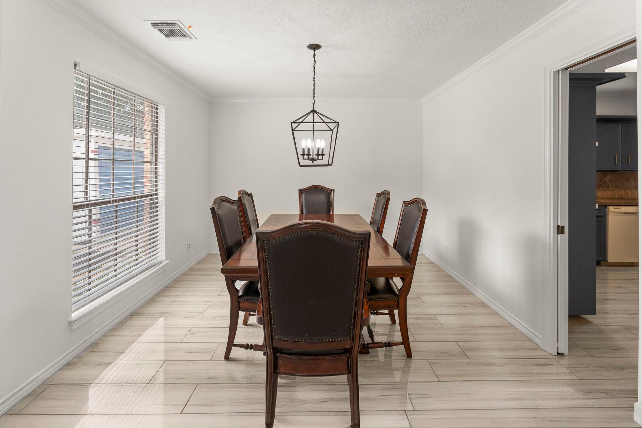 2811 Blue Glen Lane