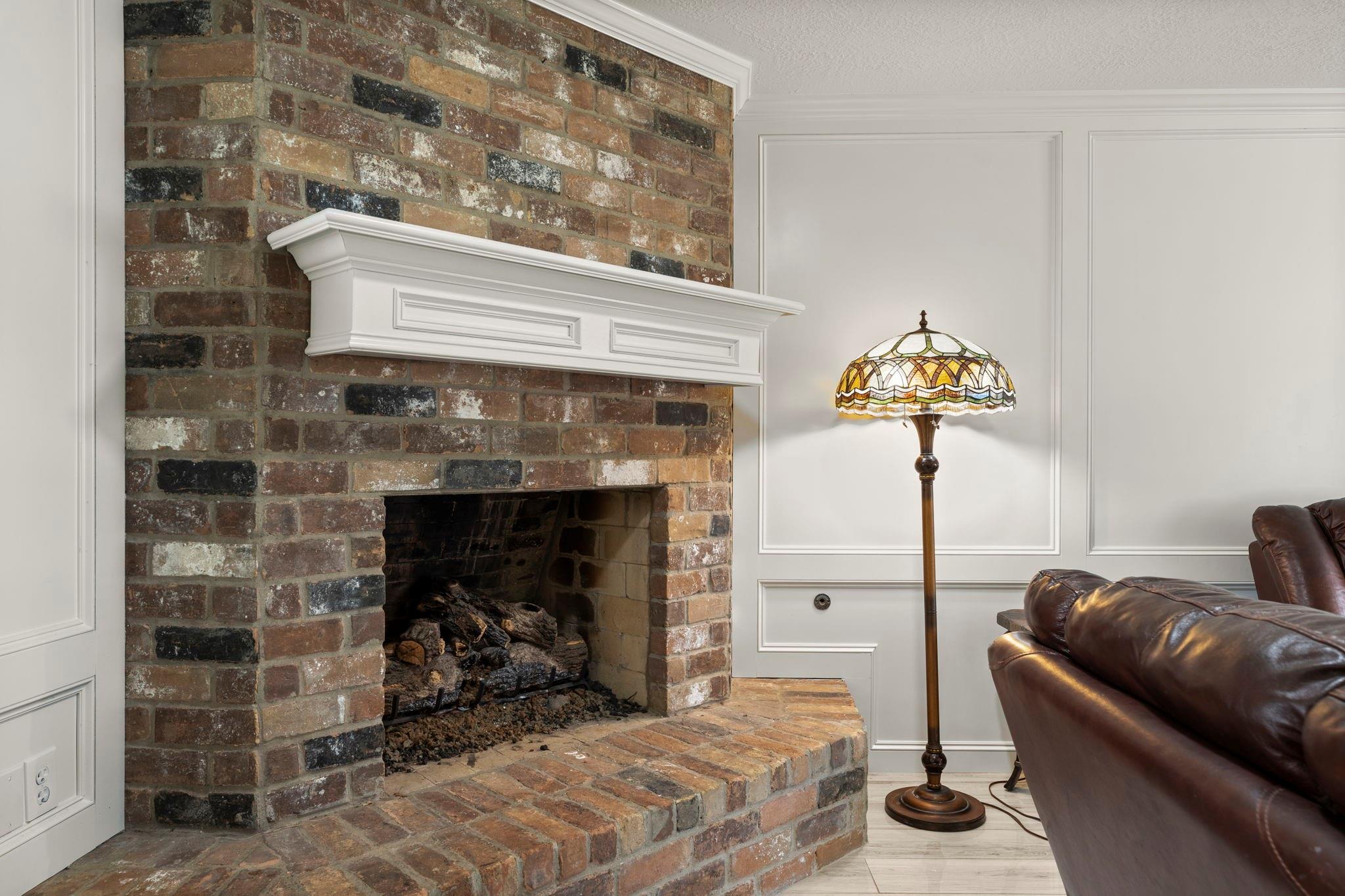 2811 Blue Glen Lane