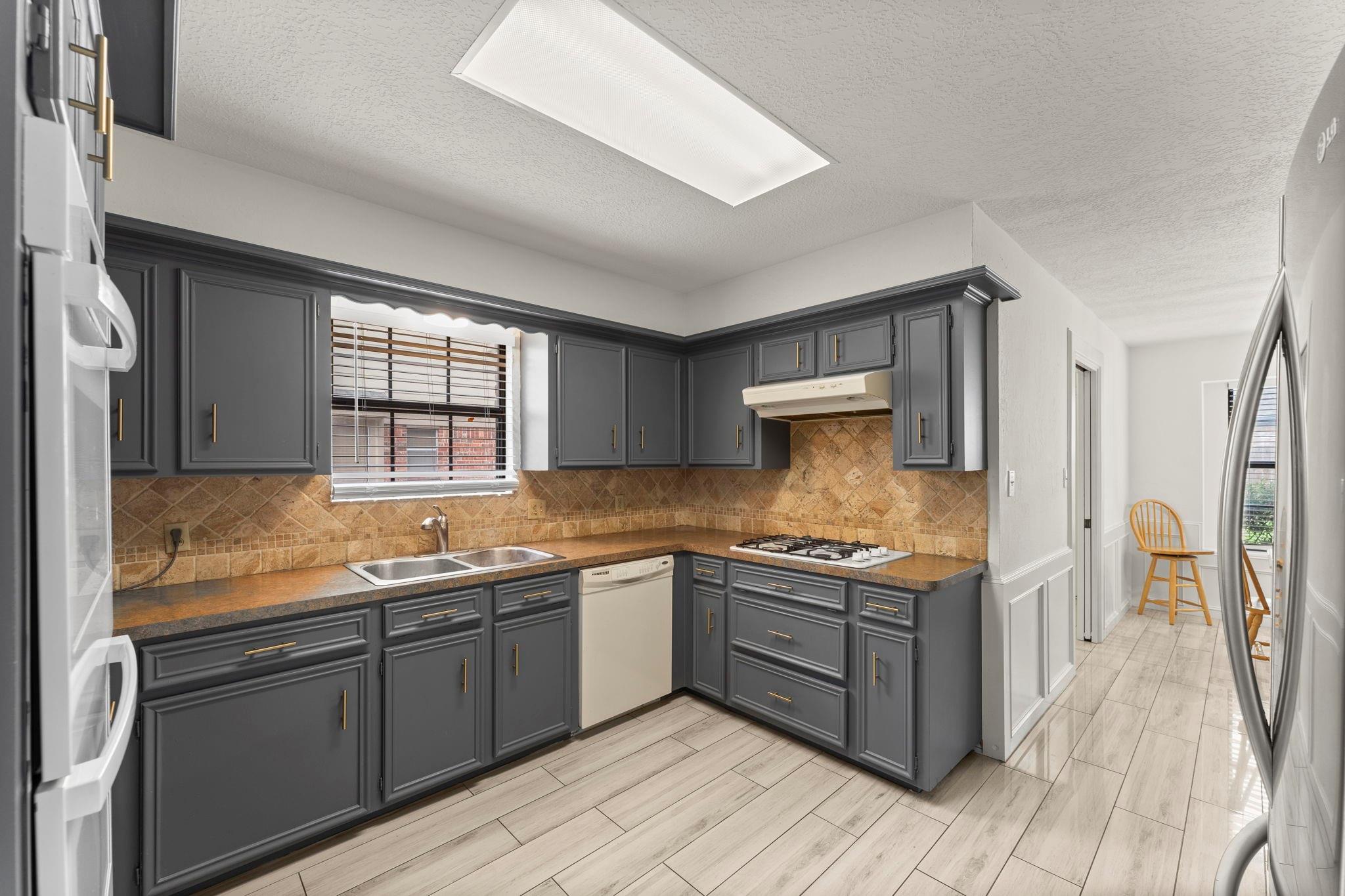 2811 Blue Glen Lane