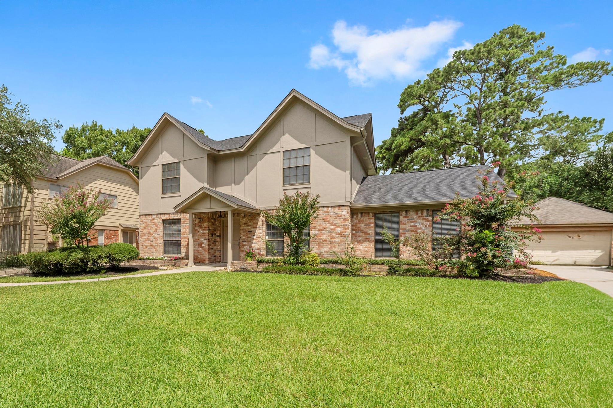 2811 Blue Glen Lane