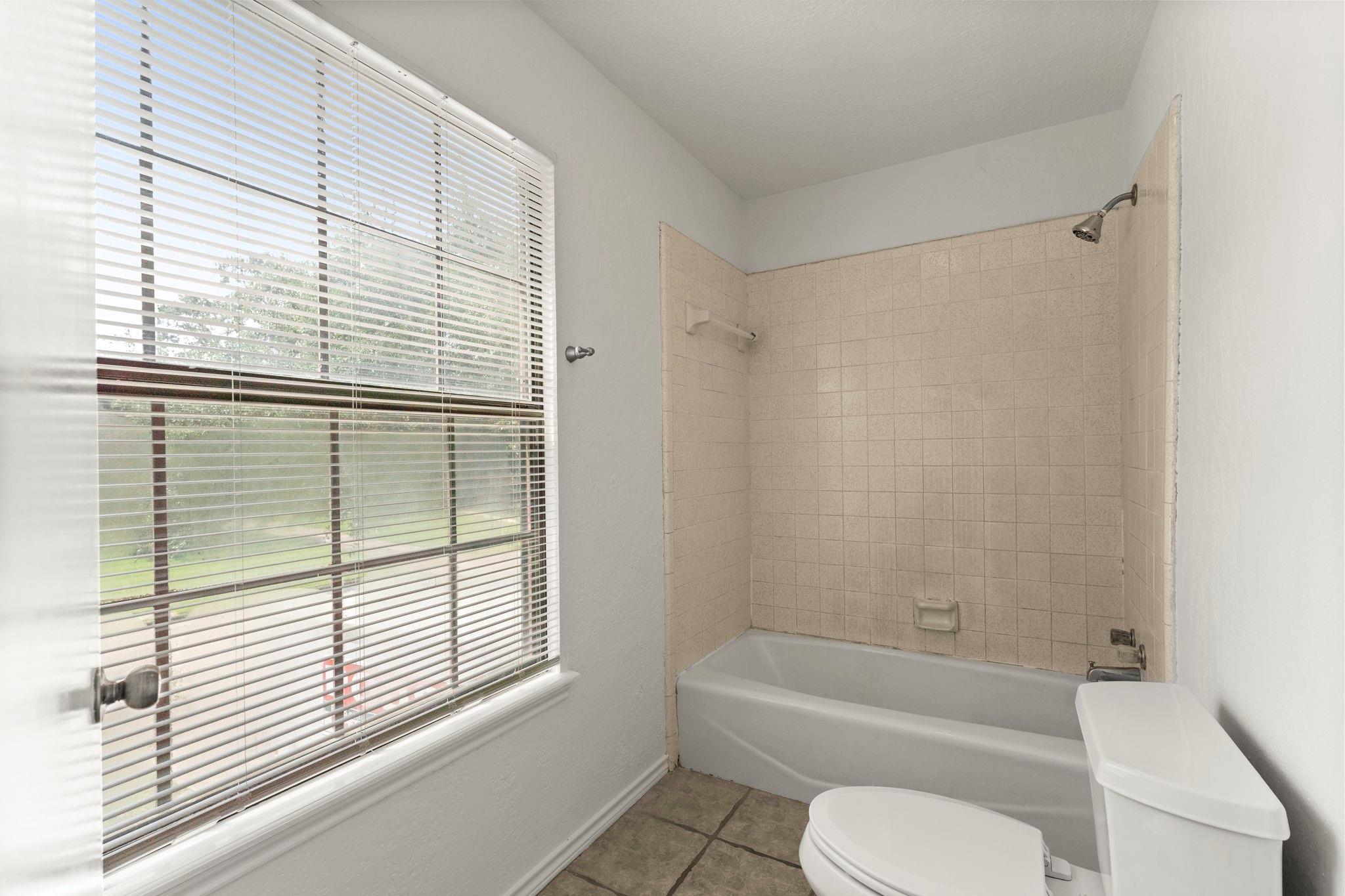 2811 Blue Glen Lane