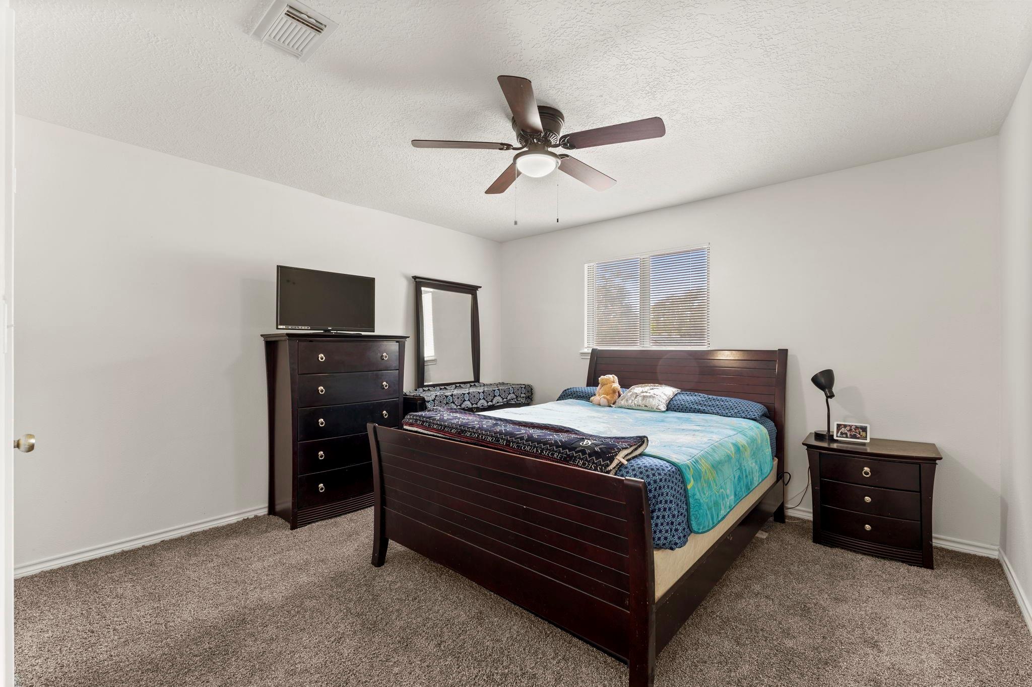 2811 Blue Glen Lane