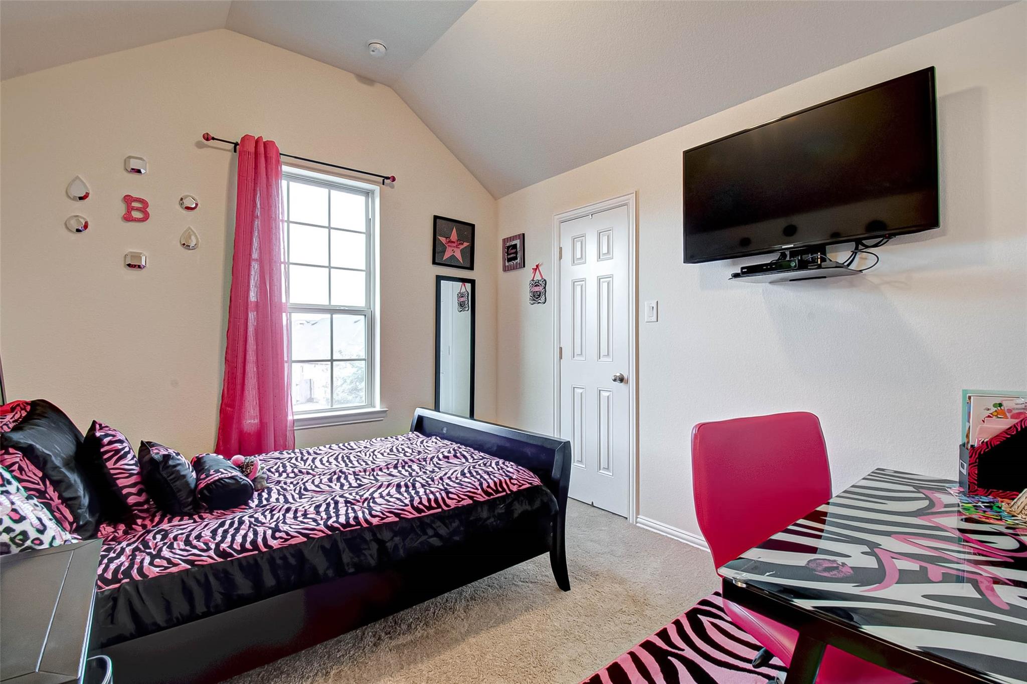 8219 Peppervine Court