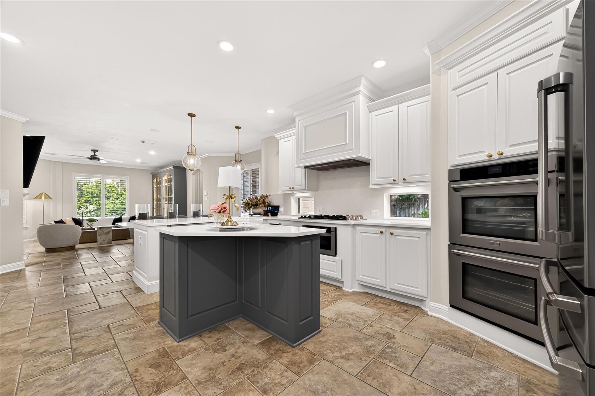 15 Veilwood Circle