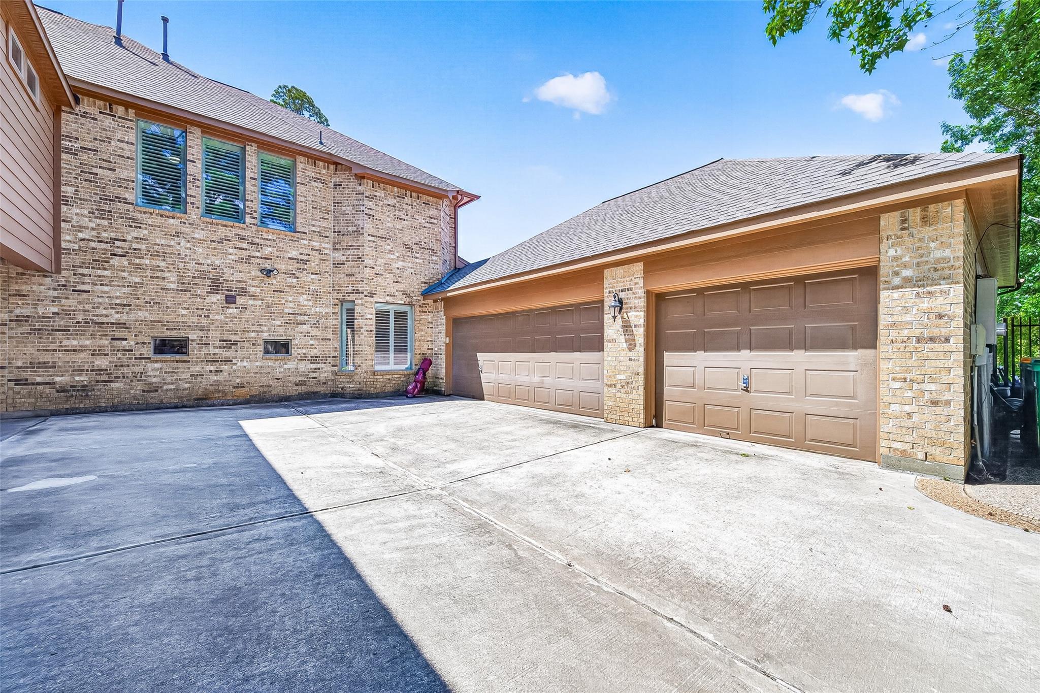 15 Veilwood Circle