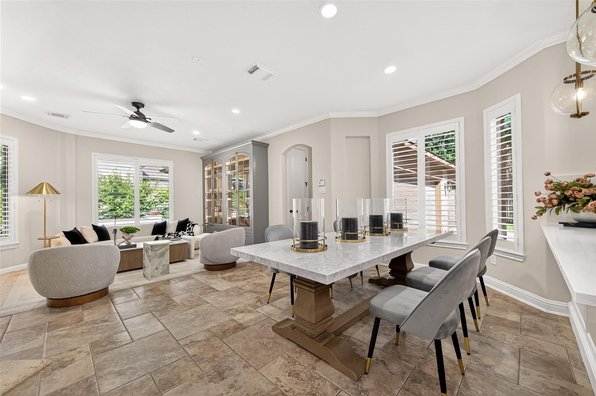 15 Veilwood Circle
