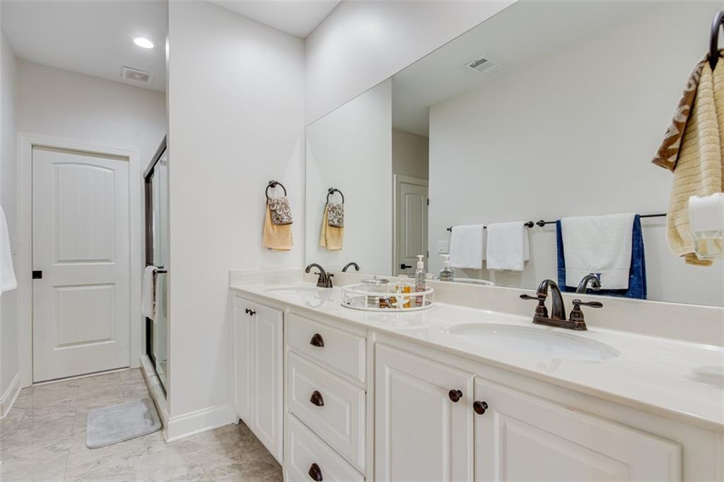 425 Ridgewood Avenue Unit C