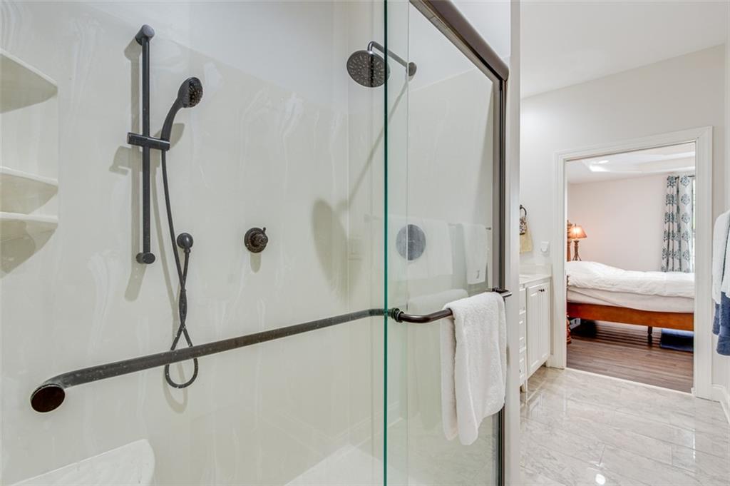 425 Ridgewood Avenue Unit C