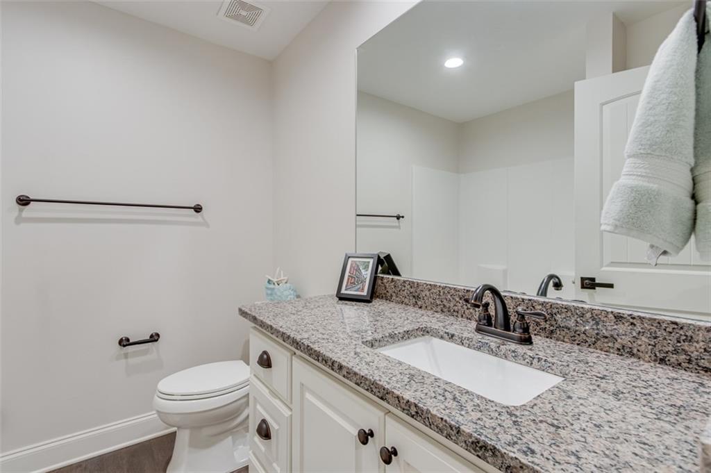 425 Ridgewood Avenue Unit C