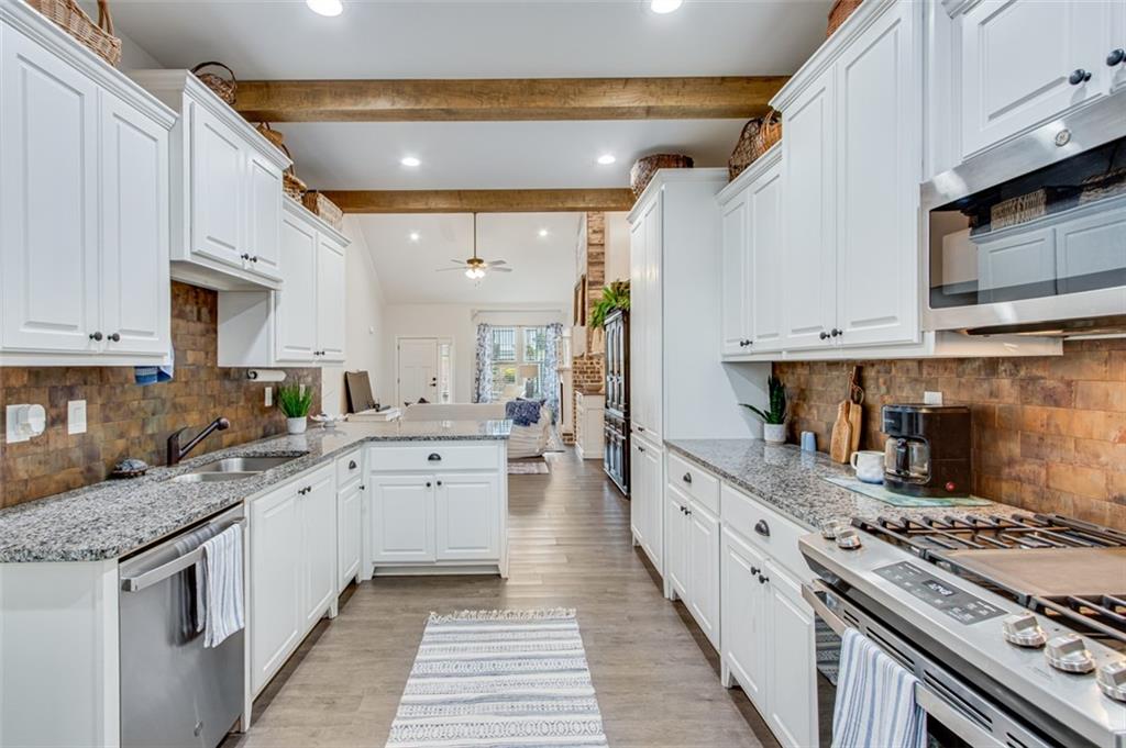 425 Ridgewood Avenue Unit C