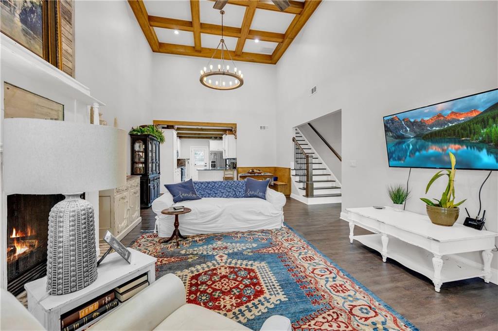 425 Ridgewood Avenue Unit C