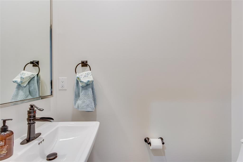 425 Ridgewood Avenue Unit C