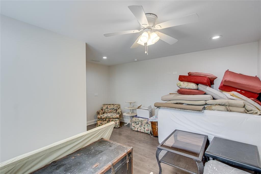 425 Ridgewood Avenue Unit C