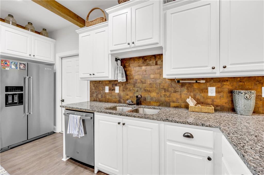 425 Ridgewood Avenue Unit C
