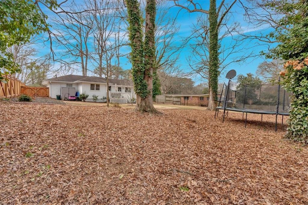1119 Oakdale Drive SE