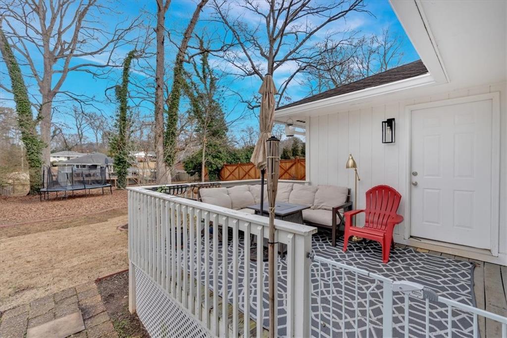 1119 Oakdale Drive SE