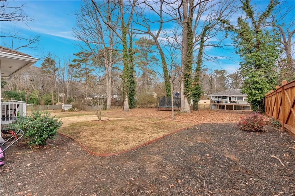 1119 Oakdale Drive SE
