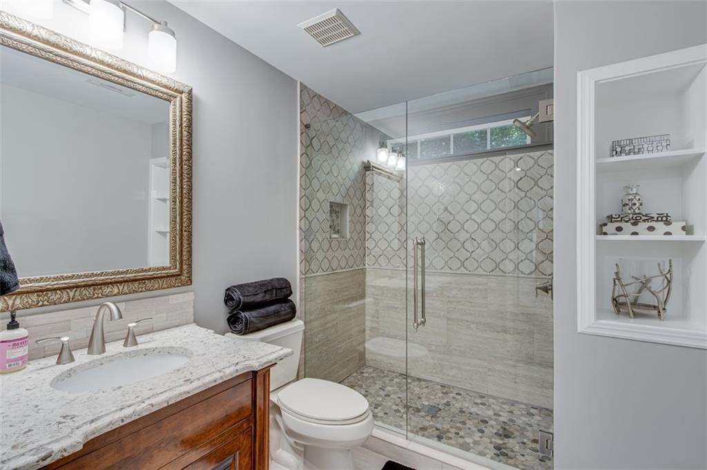 2475 Gants Hill Place