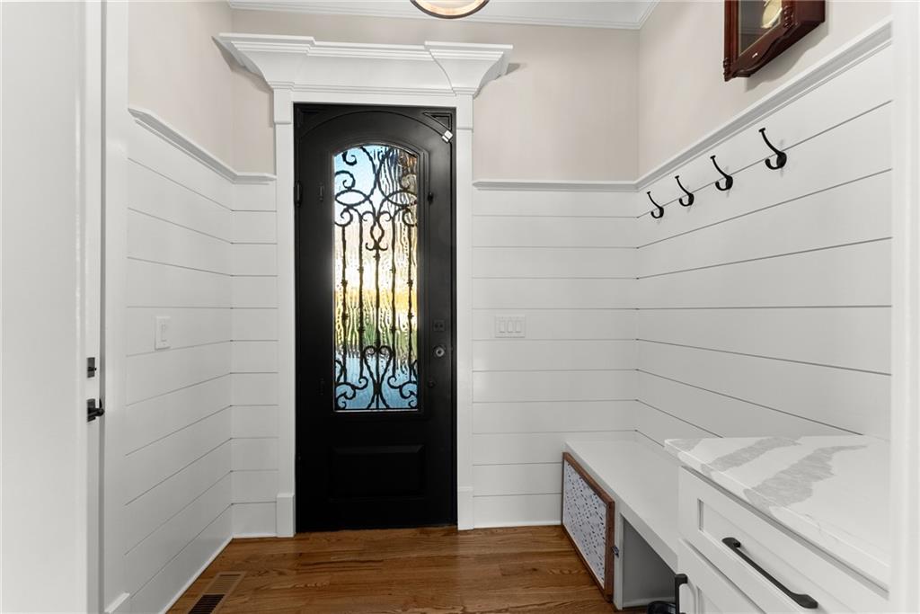 5431 Mayflower Court