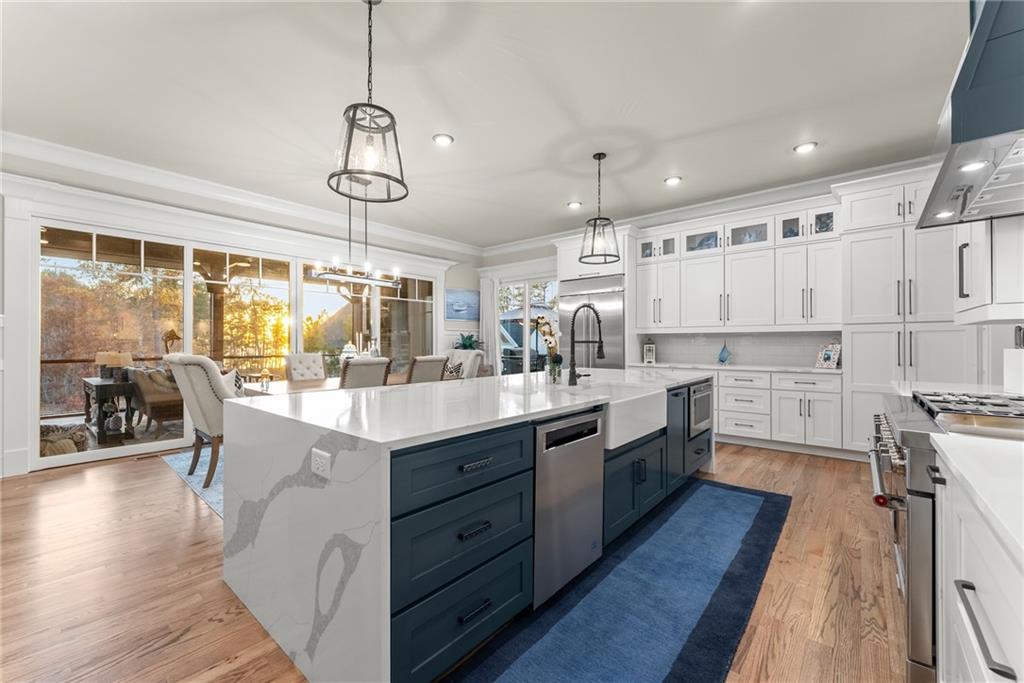 5431 Mayflower Court