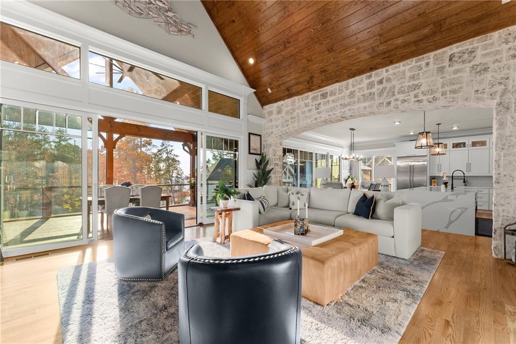 5431 Mayflower Court