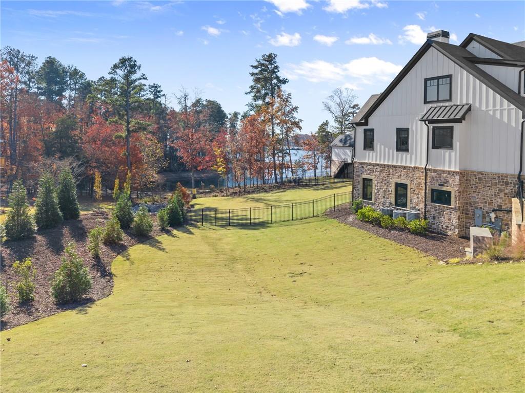 5431 Mayflower Court