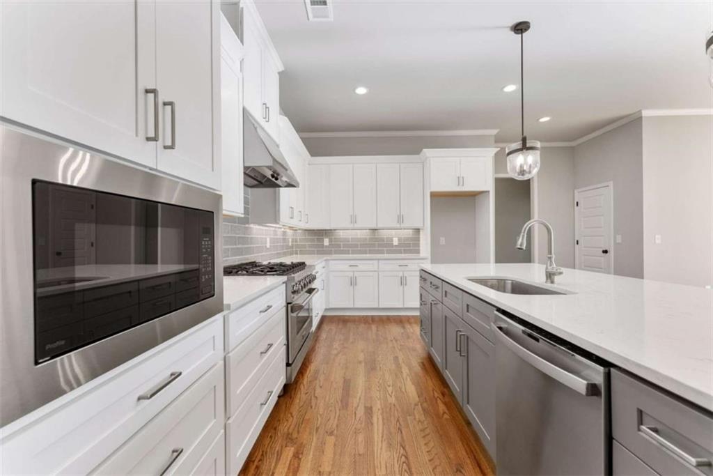 5420 Fishermans Cove
