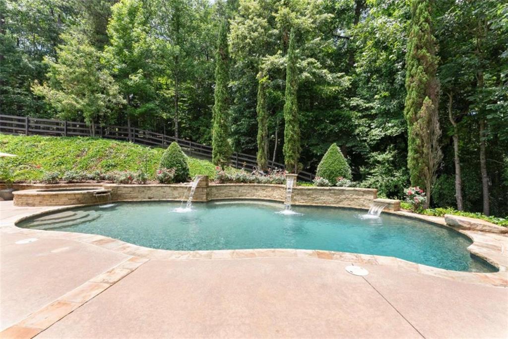 136 Riverview Drive