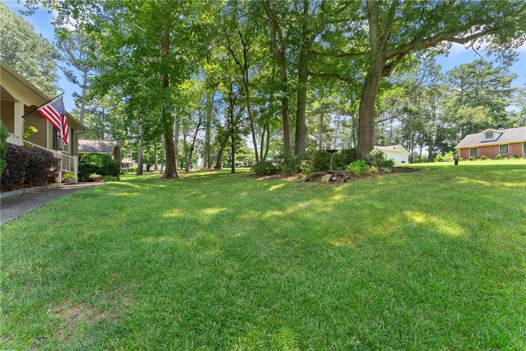 1155 Lakeridge Court