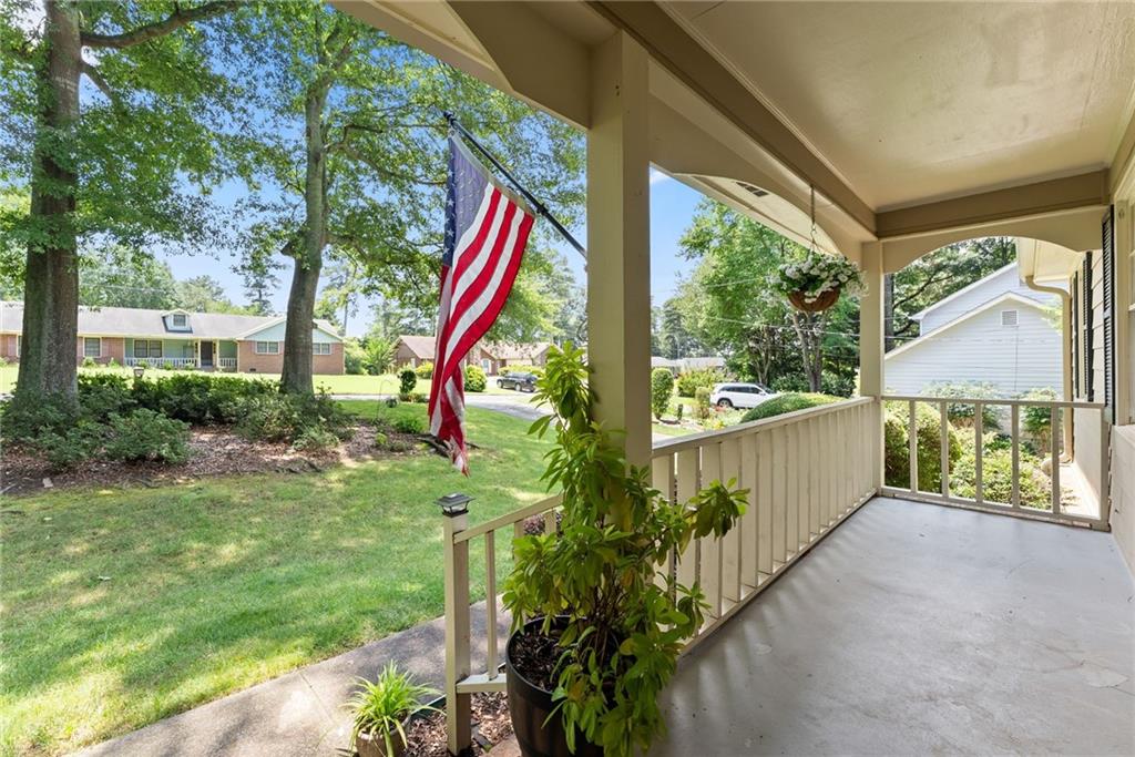 1155 Lakeridge Court