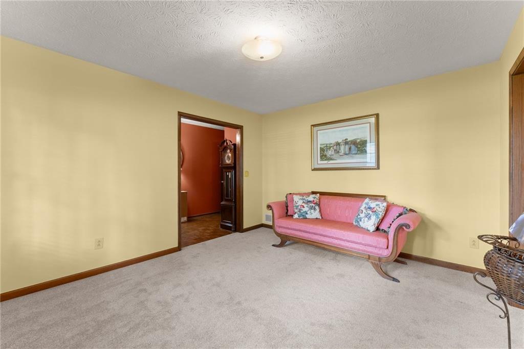 1155 Lakeridge Court