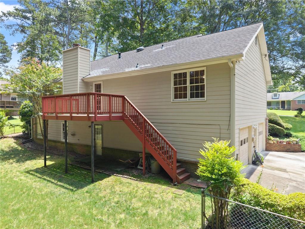 1155 Lakeridge Court
