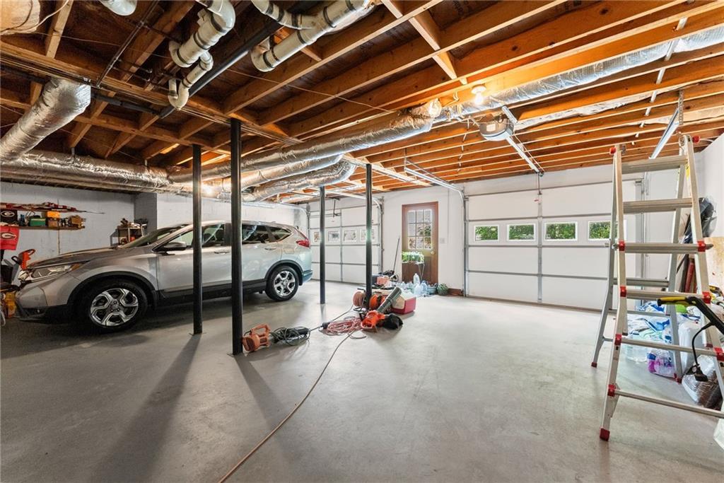 1155 Lakeridge Court