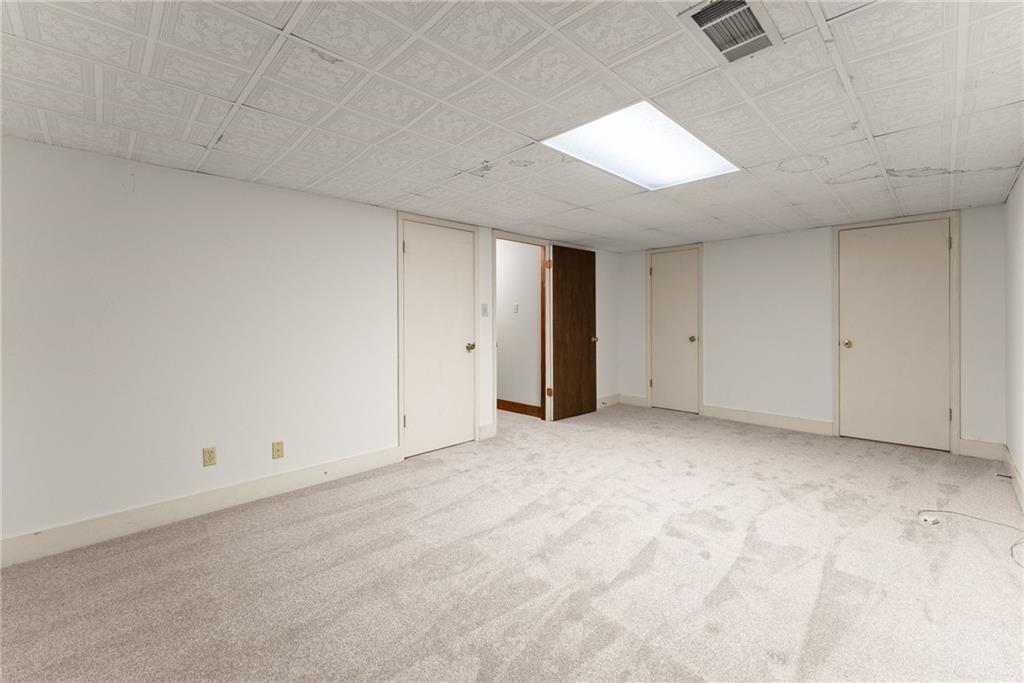 1155 Lakeridge Court