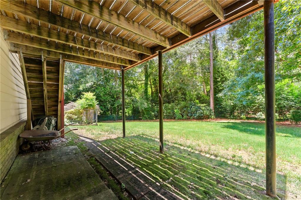 1155 Lakeridge Court