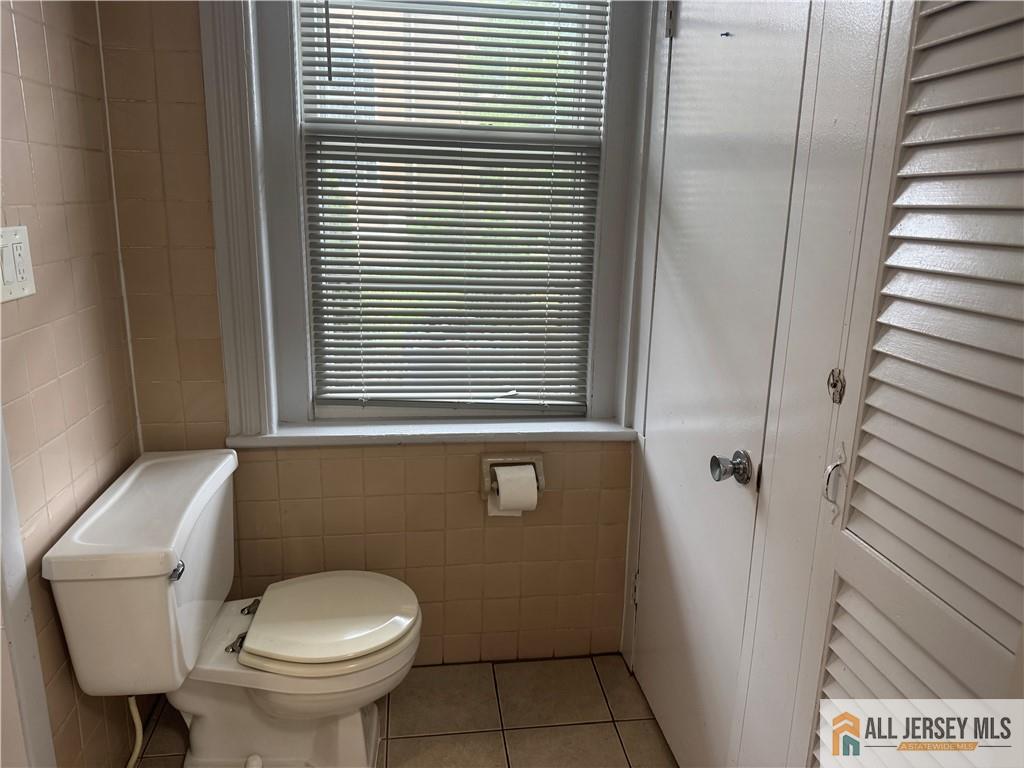 64 Whitehead Avenue # 3