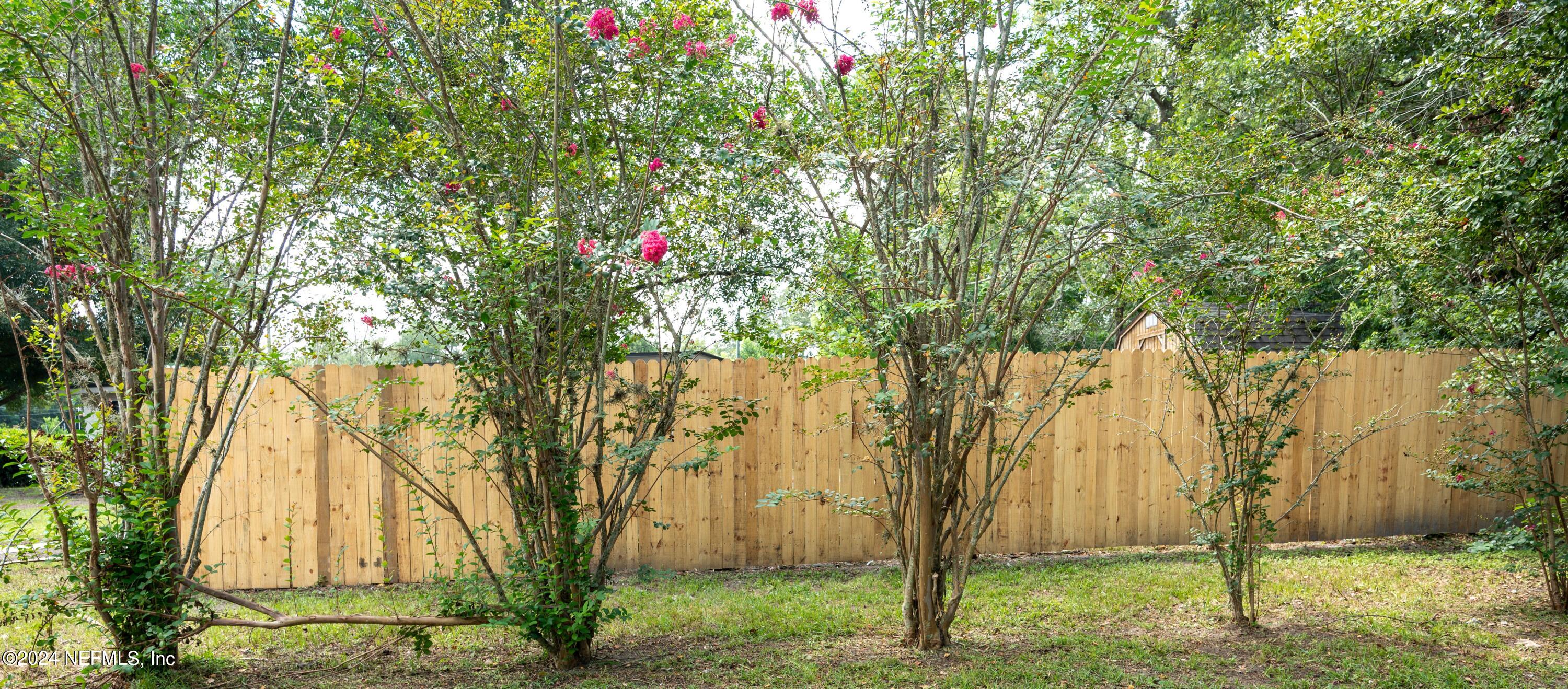 7578 RIDGEWAY Road N