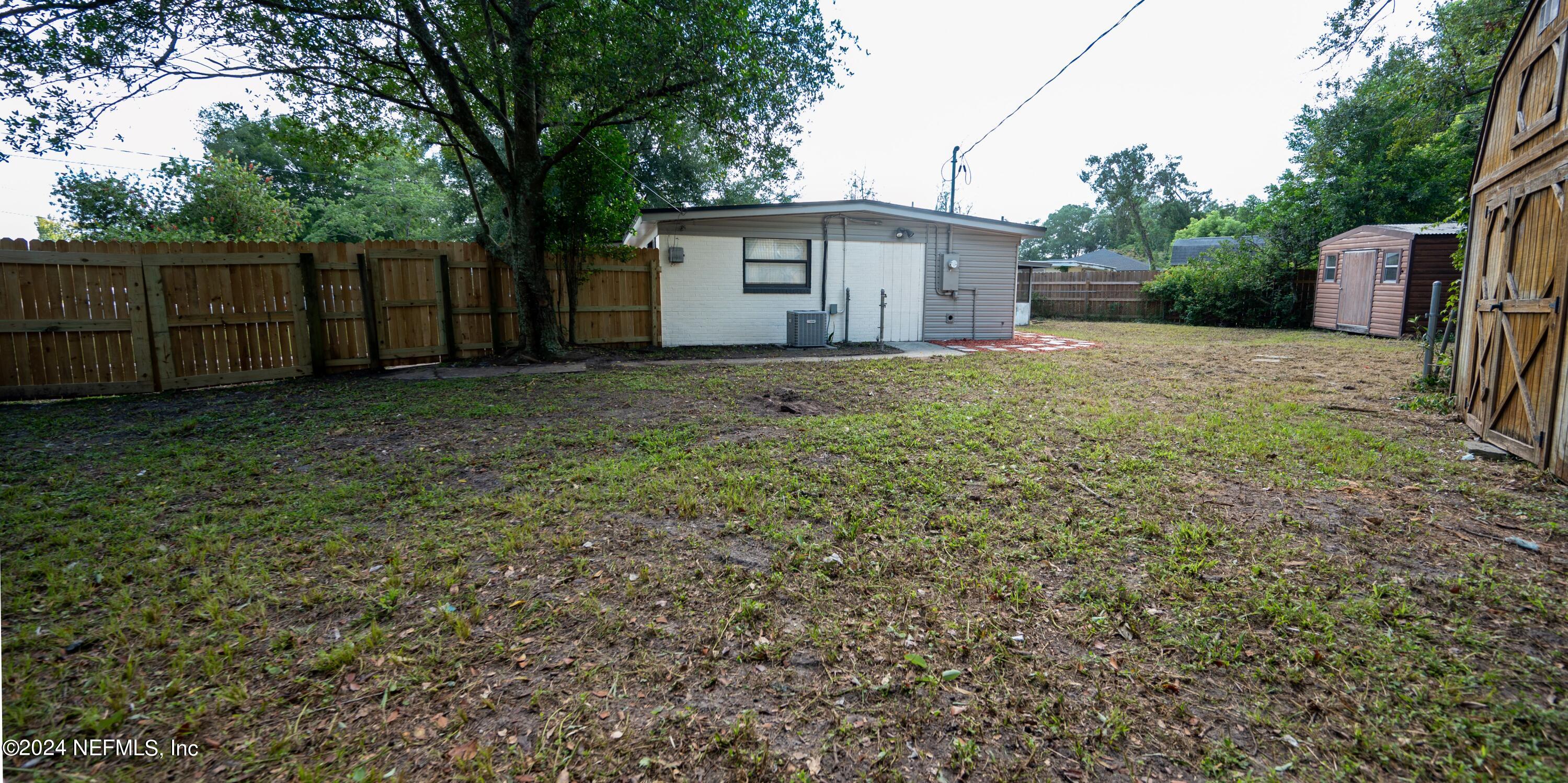 7578 RIDGEWAY Road N