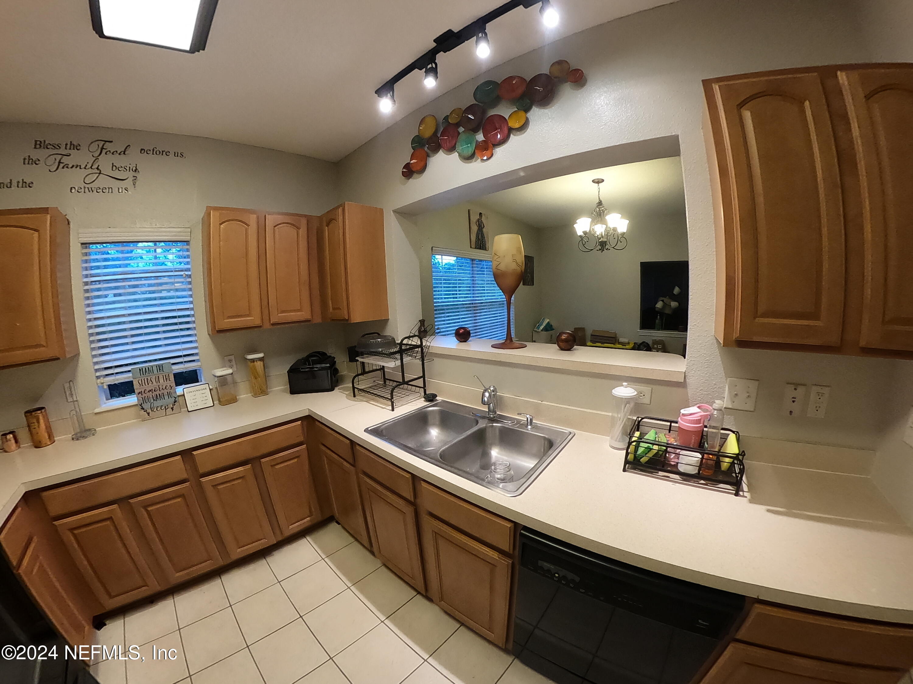 12419 FOREST LAKE Circle 1