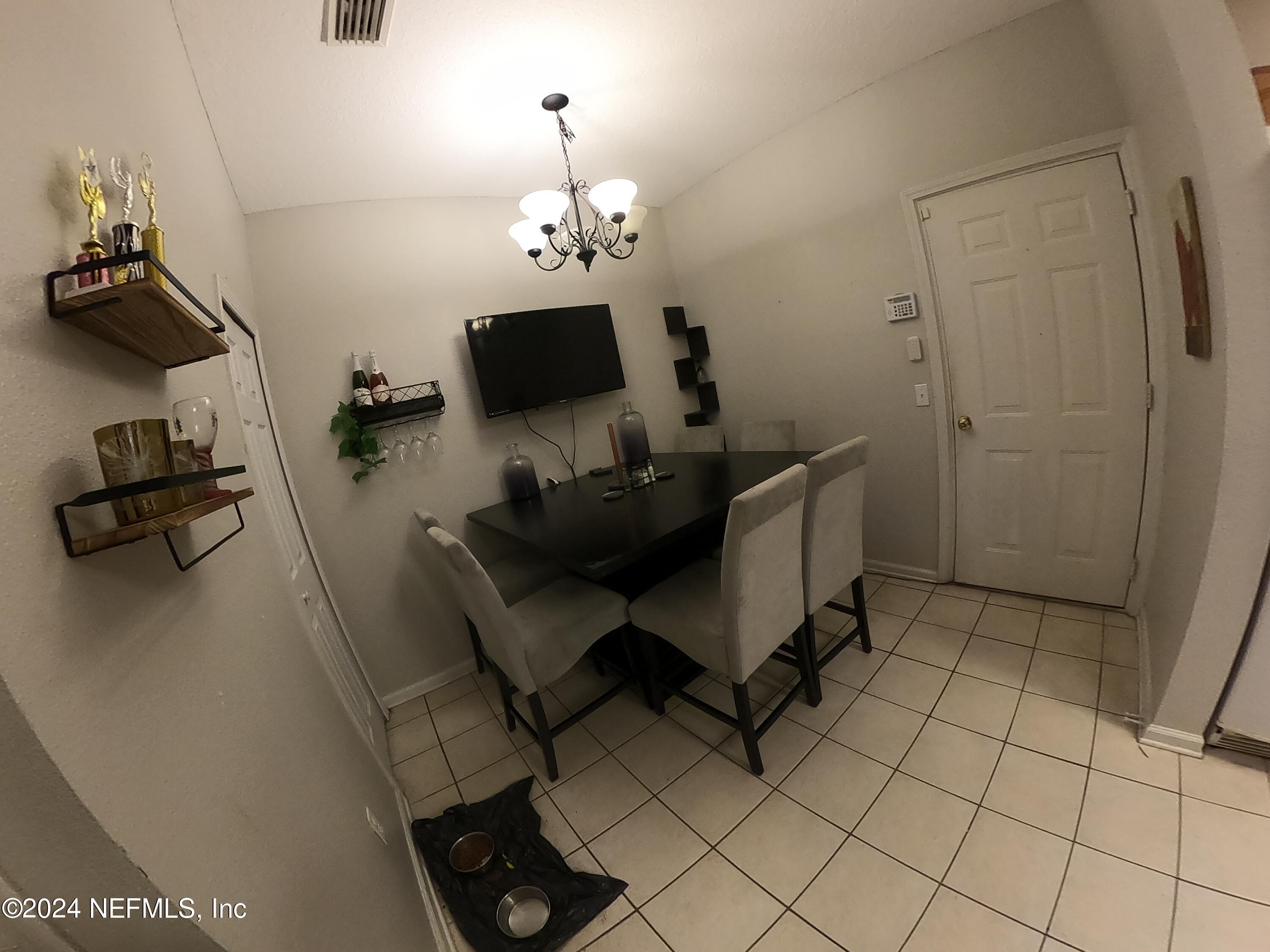 12419 FOREST LAKE Circle 1