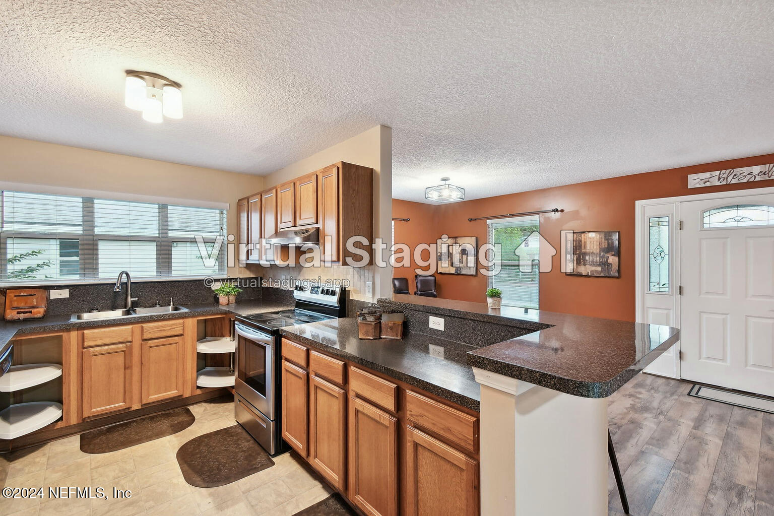 1131 W 32ND Street