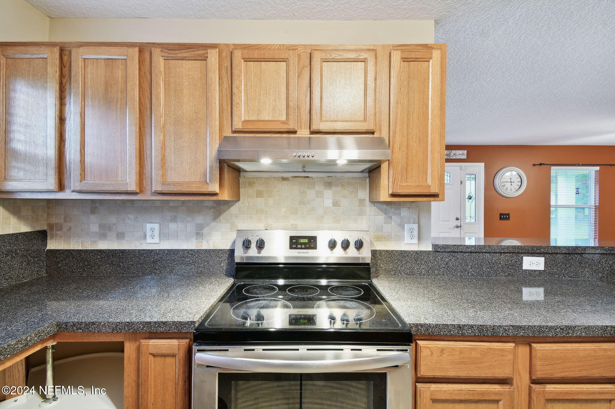 1131 W 32ND Street
