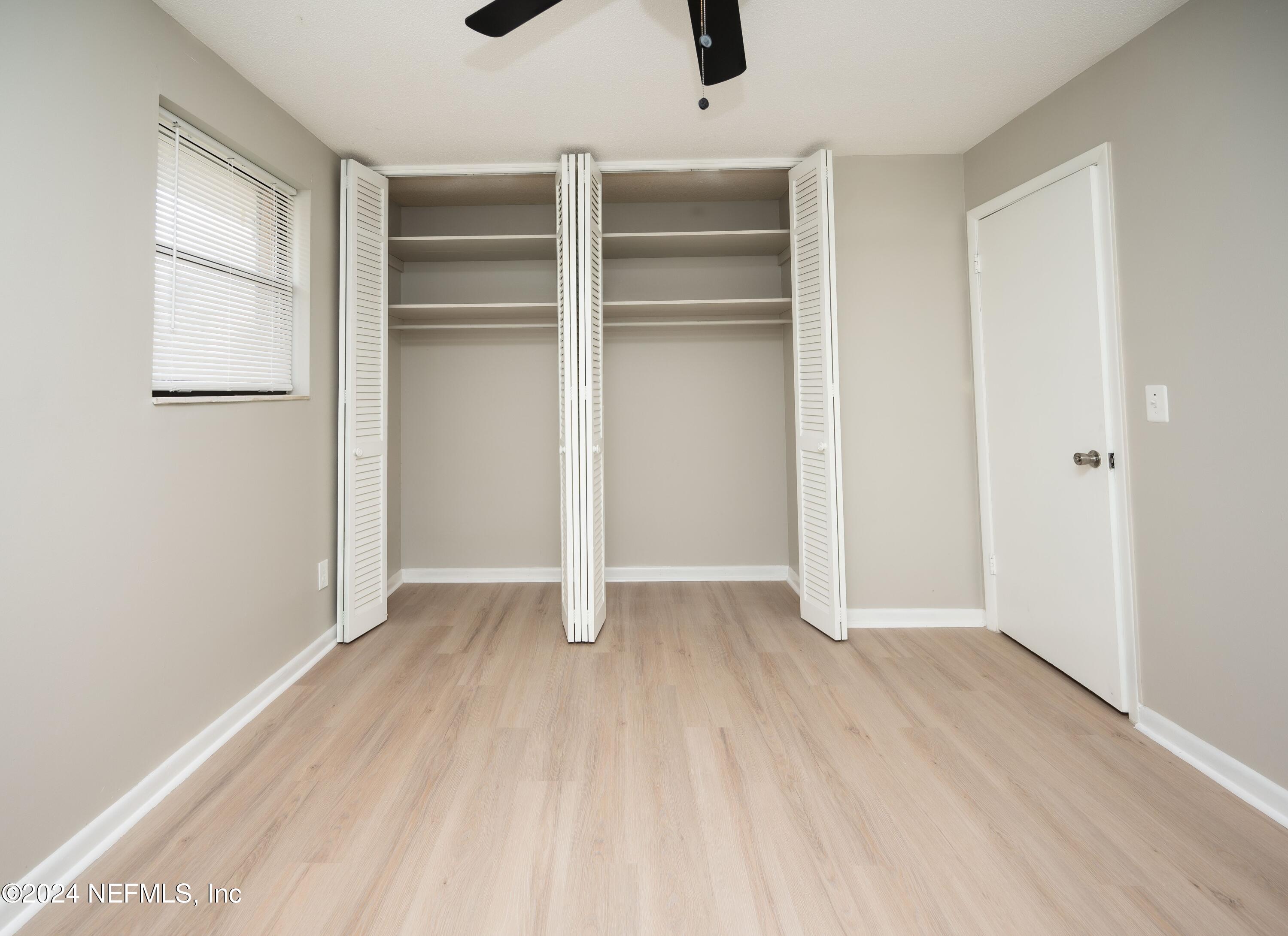 1195 PECAN Cove
