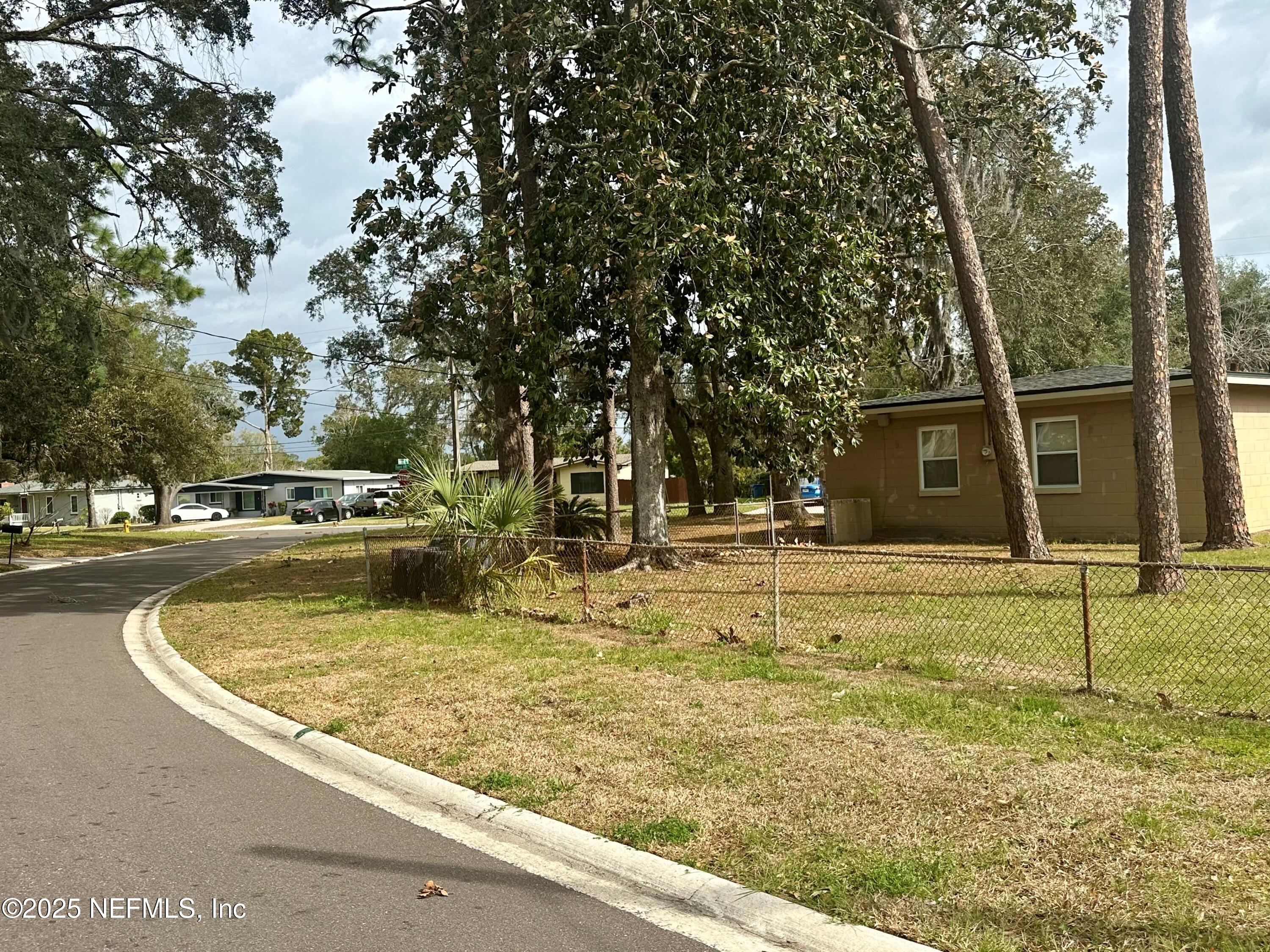 2236 HOLCROFT Drive