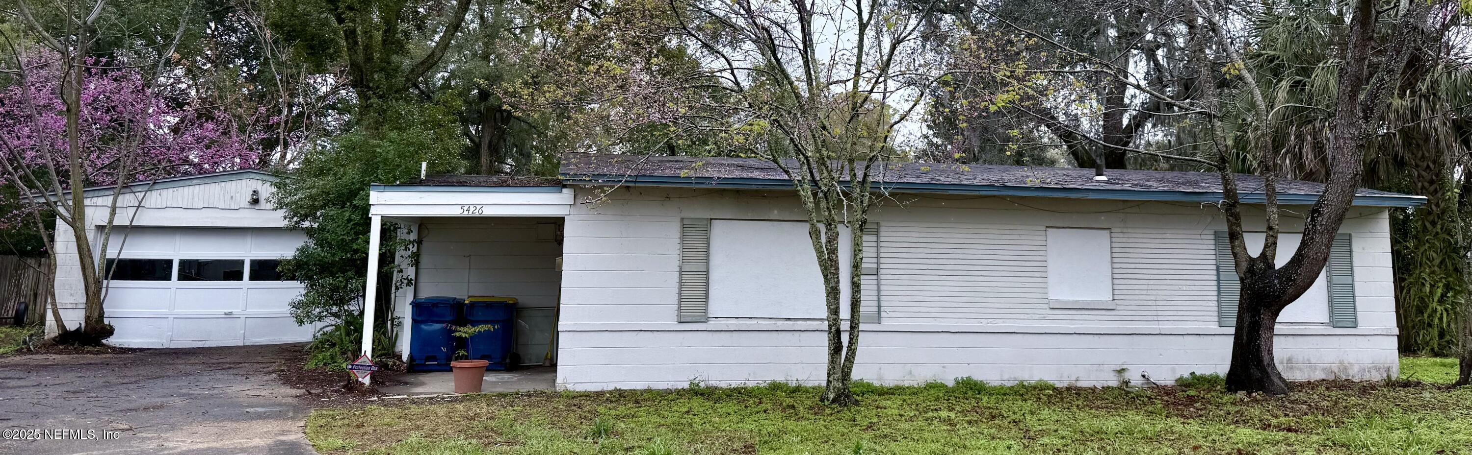 5426 N NORTH RIVER Court