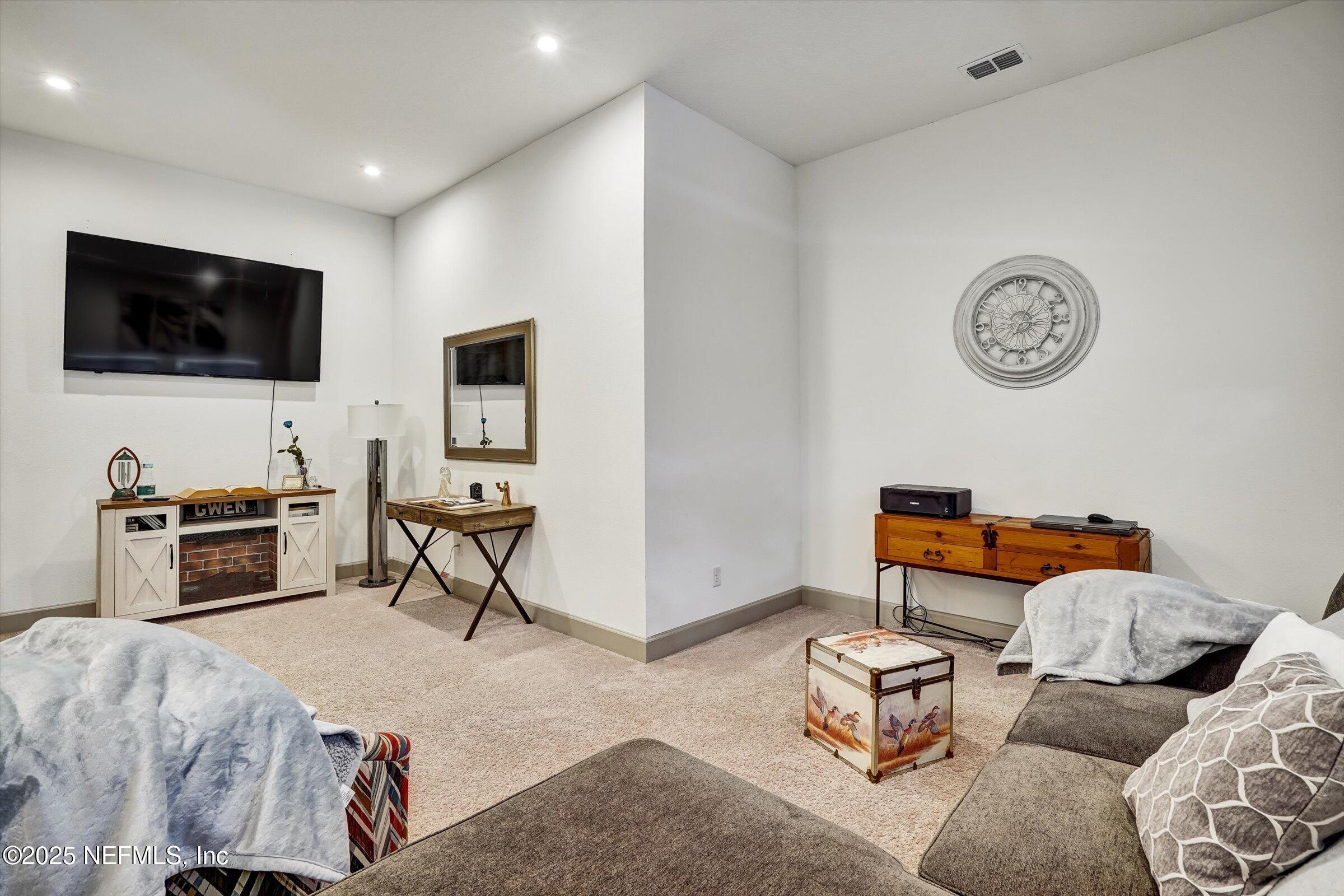 3913 SPYGLASS HILL Lane