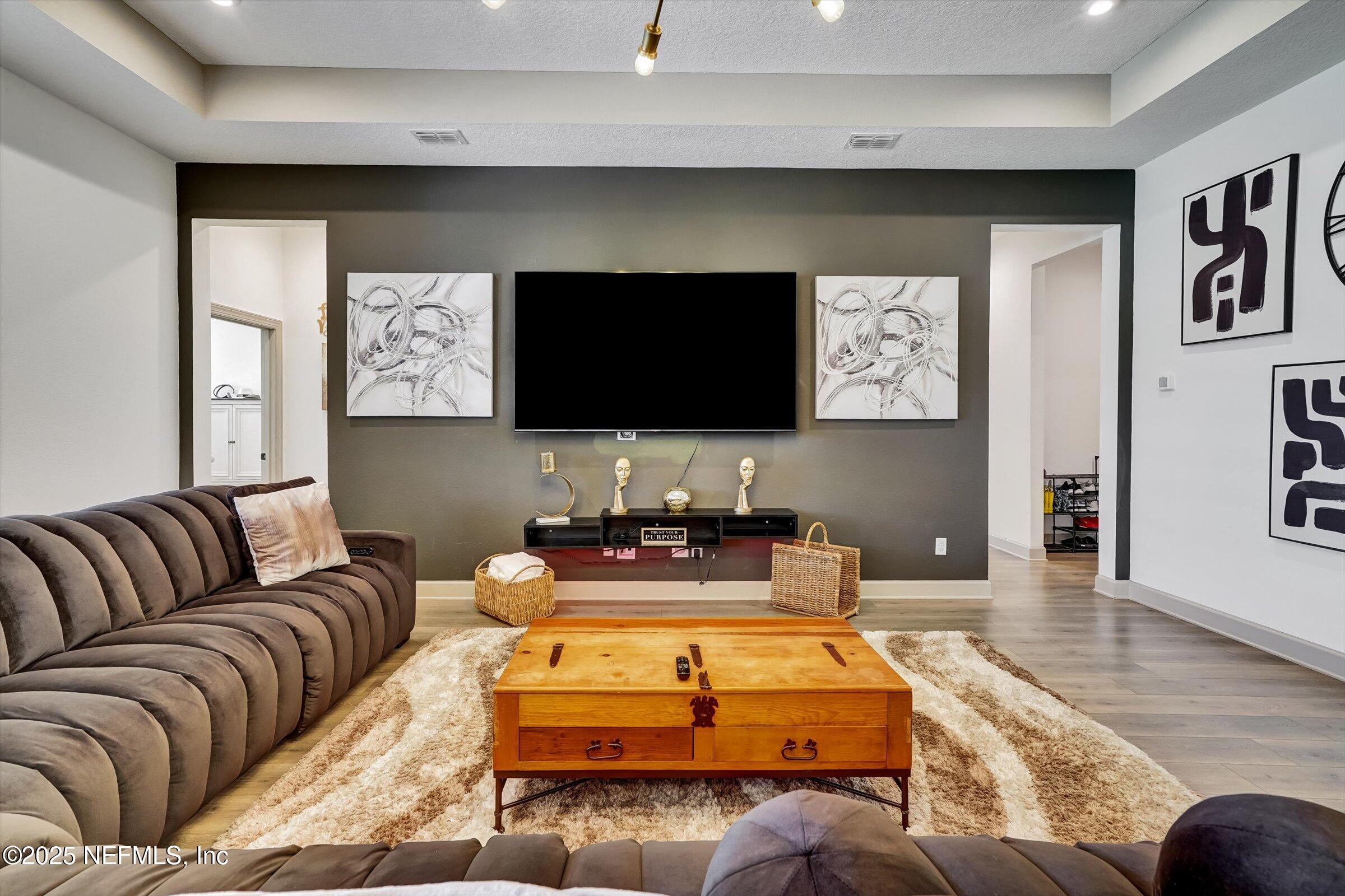 3913 SPYGLASS HILL Lane