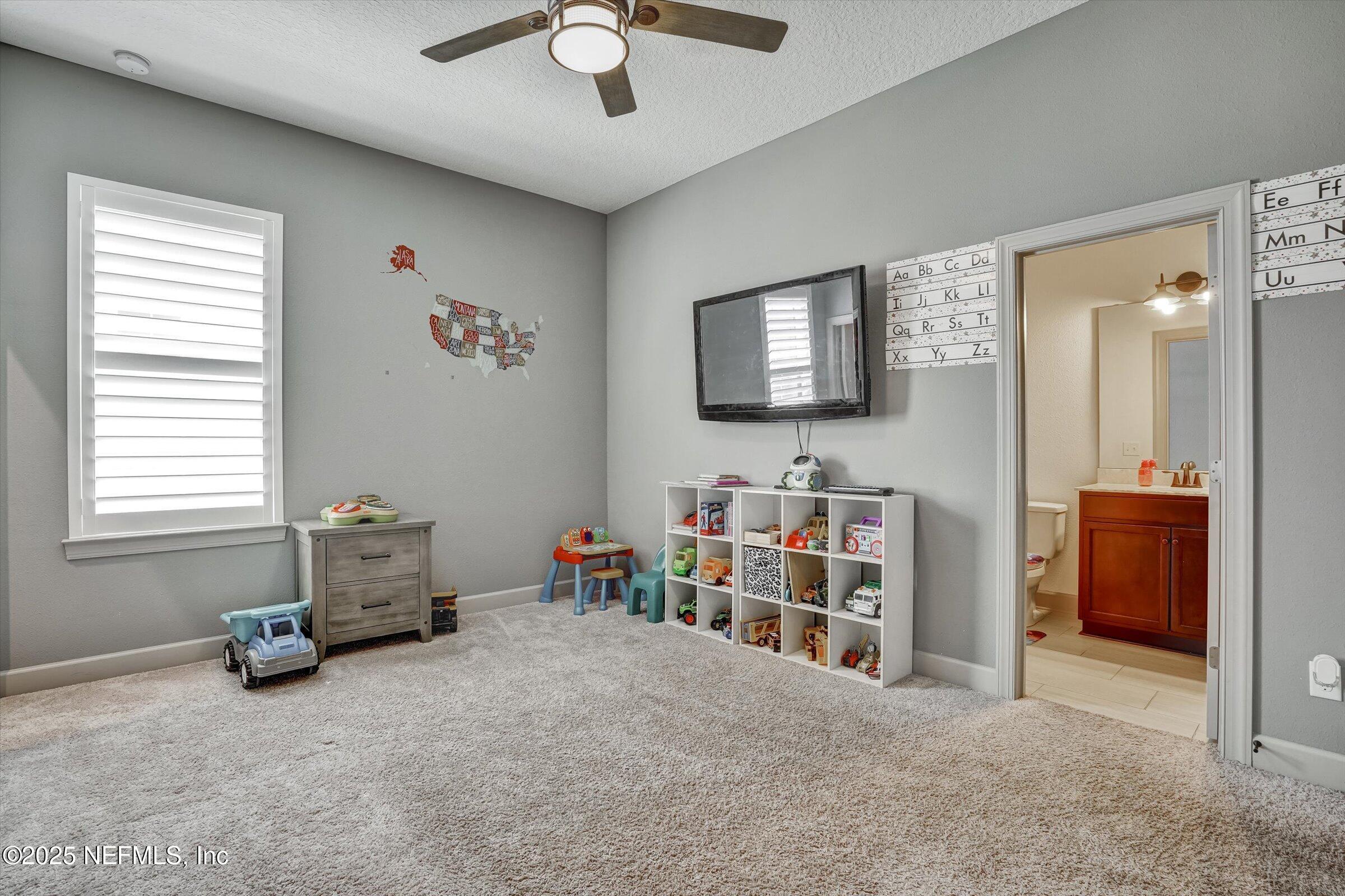 3913 SPYGLASS HILL Lane