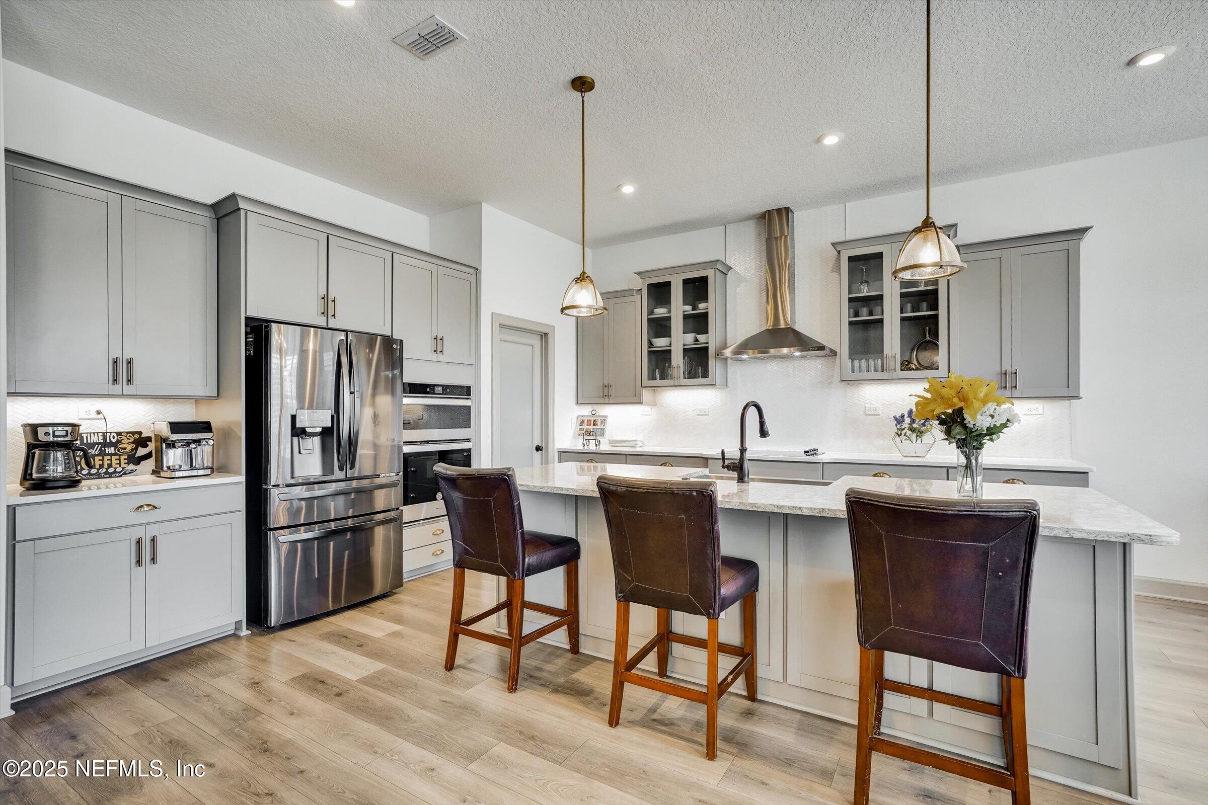 3913 SPYGLASS HILL Lane